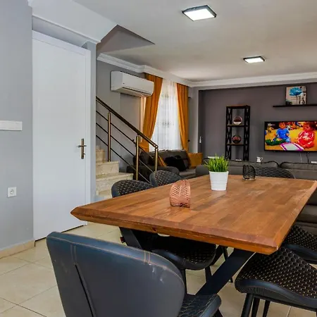 Blue - 4 Bedroom In Hisarönü Villa