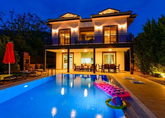 Blue - 4 Bedroom In Hisaroenue * Ολουντενίζ
