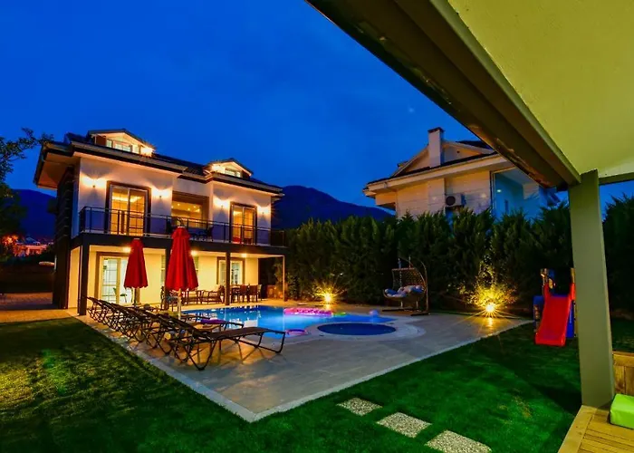Βίλα Blue - 4 Bedroom In Hisaroenue *