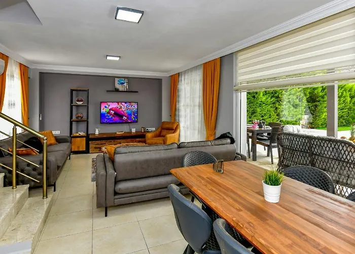 Blue - 4 Bedroom In Hisaroenue * Ολουντενίζ